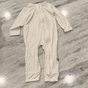 Kyte BABY Cream Kids Footed One Piece